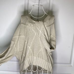 Long sleeve knitted top size small worn once